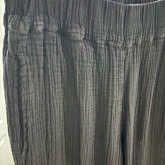 Women's Black Cropped Pants - Shannon Passero - Size Small - Picture 3 of 7